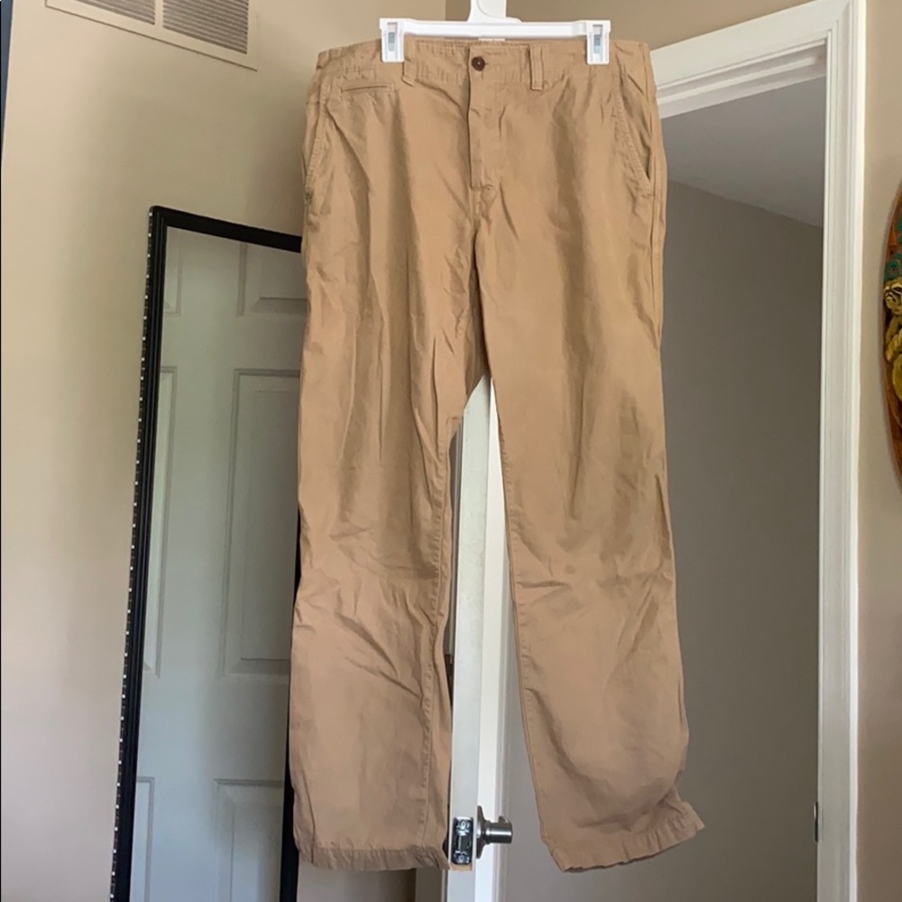 American Eagle Light Khakis